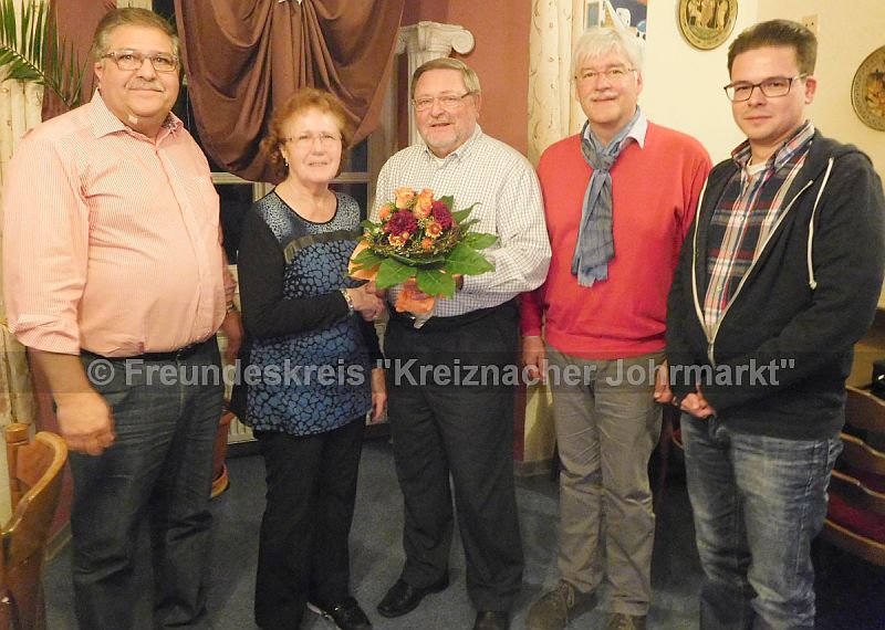 Das Führungsteam des Freundeskreises Dieter Gronbach und Stefan Kühlen verabschieden Hannelore Pfeifer und begrüßen die neu gewählten Vorstandsmitglieder Jürgen Kuhn (links) und Alexander Märker (rechts)